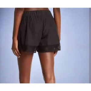 Karma Ricki Short in Black - Size Large‎